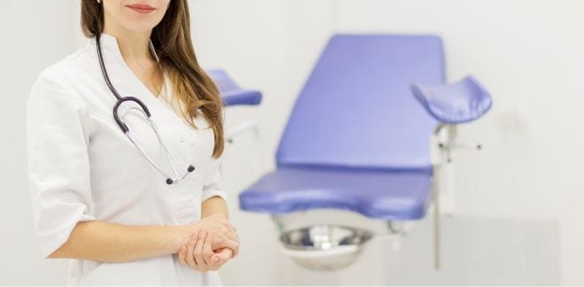 Γυναικολογικό OBGYN doctor in a hostpital room